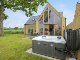 3 bedroom Cottage for rent in Moreton-in-Marsh