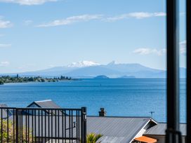 Lakeview Terrace - Taupo Holiday Home -  - 1147489 - thumbnail photo 26