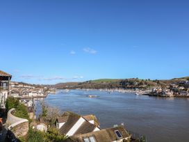 3 bedroom Cottage for rent in Dartmouth