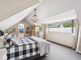 Albertines - Queenstown Holiday Home -  - 1148722 - thumbnail photo 16