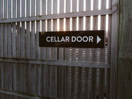The Cellar Door - Blenheim Holiday Home -  - 1148725 - thumbnail photo 3