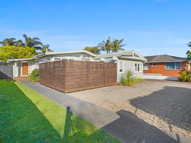 Gorgeous Family Retreat - Auckland Suburban Home -  - 1148905 - thumbnail photo 31
