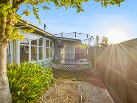 Gorgeous Family Retreat - Auckland Suburban Home -  - 1148905 - thumbnail photo 6