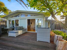 Gorgeous Family Retreat - Auckland Suburban Home -  - 1148905 - thumbnail photo 2