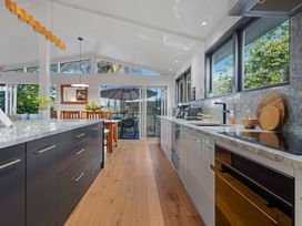 Gorgeous Family Retreat - Auckland Suburban Home -  - 1148905 - thumbnail photo 15