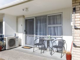 Flora and Fables - New Plymouth Holiday Home -  - 1148943 - thumbnail photo 12