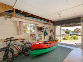 Sunsets and Surf - Whangapoua Holiday Home -  - 1149063 - thumbnail photo 30