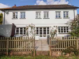 2 bedroom Cottage for rent in Exeter