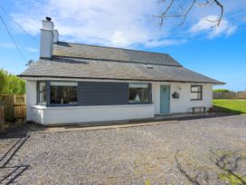 4 bedroom Cottage for rent in Valley