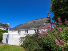 3 bedroom Cottage for rent in Fishguard