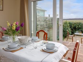 2 bedroom Cottage for rent in Kingsbridge