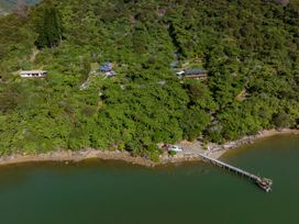 Paradise Point - Pelorus Sound Holiday Home -  - 1150736 - thumbnail photo 6