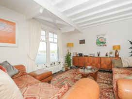 5 bedroom Cottage for rent in Falmouth