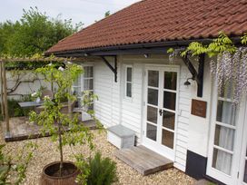 1 bedroom Cottage for rent in Exeter