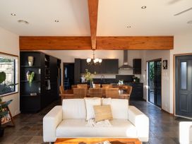 Omaha Beach House - Omaha Holiday Home -  - 1150911 - thumbnail photo 10