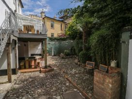 2 bedroom Cottage for rent in Teignmouth