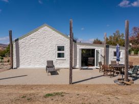 Gold Miners Cottage - Bannockburn Holiday Home -  - 1152531 - thumbnail photo 23