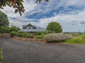 Relax at Redoubt - Auckland Holiday Home -  - 1152953 - thumbnail photo 13