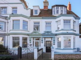 5 bedroom Cottage for rent in Llandudno