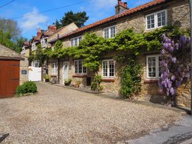 4 bedroom Cottage for rent in Scarborough, Yorkshire