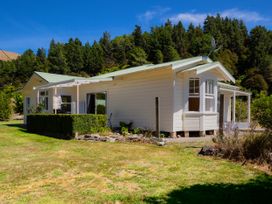Kauri Cottage - Marahau Holiday Home -  - 1153502 - thumbnail photo 1