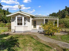 Kauri Cottage at Marble Hills - Marahau Holiday Home -  - 1153502 - thumbnail photo 2