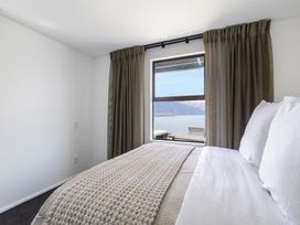 Alpine Luxe - Queenstown Holiday Home -  - 1154025 - thumbnail photo 19