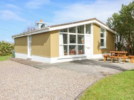3 bedroom Cottage for rent in Ballydavid
