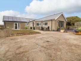 3 bedroom Cottage for rent in Morfa Nefyn