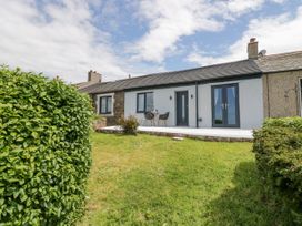 2 bedroom Cottage for rent in Santon