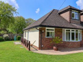 1 bedroom Cottage for rent in Axminster