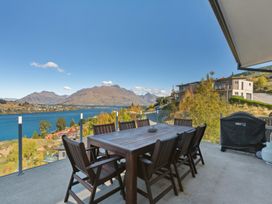 Views On The Top - Queenstown Holiday Home -  - 1155881 - thumbnail photo 20