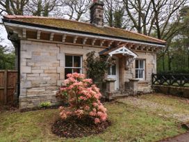 2 bedroom Cottage for rent in Hull