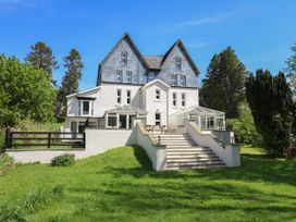 12 bedroom Cottage for rent in Llanwrtyd Wells