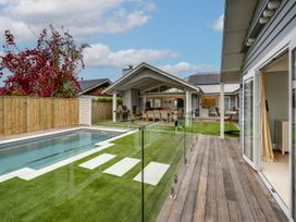 Modern Deluxe - Havelock North Holiday Home -  - 1157138 - thumbnail photo 36