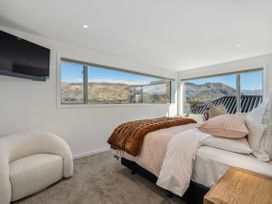 Clearview Vista - Wanaka Holiday Home -  - 1157490 - thumbnail photo 28