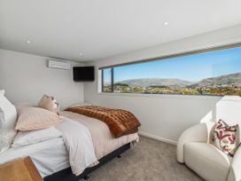 Clearview Vista - Wanaka Holiday Home -  - 1157490 - thumbnail photo 31