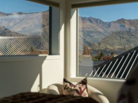 Clearview Vista - Wanaka Holiday Home -  - 1157490 - thumbnail photo 38