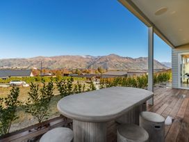 Clearview Vista - Wanaka Holiday Home -  - 1157490 - thumbnail photo 43