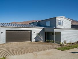 Clearview Vista - Wanaka Holiday Home -  - 1157490 - thumbnail photo 47