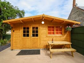 1 bedroom Cottage for rent in Glastonbury