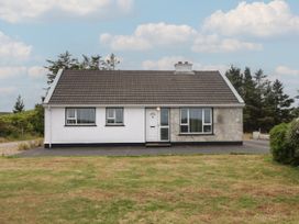 3 bedroom Cottage for rent in Gortahork