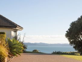 Tio Point - Clevedon Family Getaway -  - 1157876 - thumbnail photo 6