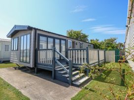 2 bedroom Cottage for rent in Chichester
