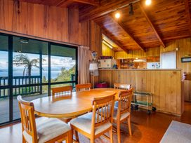 Lake View Lodge - Taupo Holiday Home -  - 1158195 - thumbnail photo 8