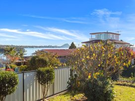 Hill Top House - Tauranga Holiday Home -  - 1158196 - thumbnail photo 3