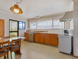 Hill Top House - Tauranga Holiday Home -  - 1158196 - thumbnail photo 8