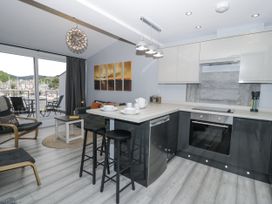 2 bedroom Cottage for rent in Porthmadog