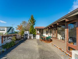 Brownies Bach - Lake Taupo Holiday Home -  - 1158748 - thumbnail photo 24