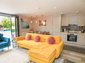 2 bedroom Cottage for rent in Dartmouth